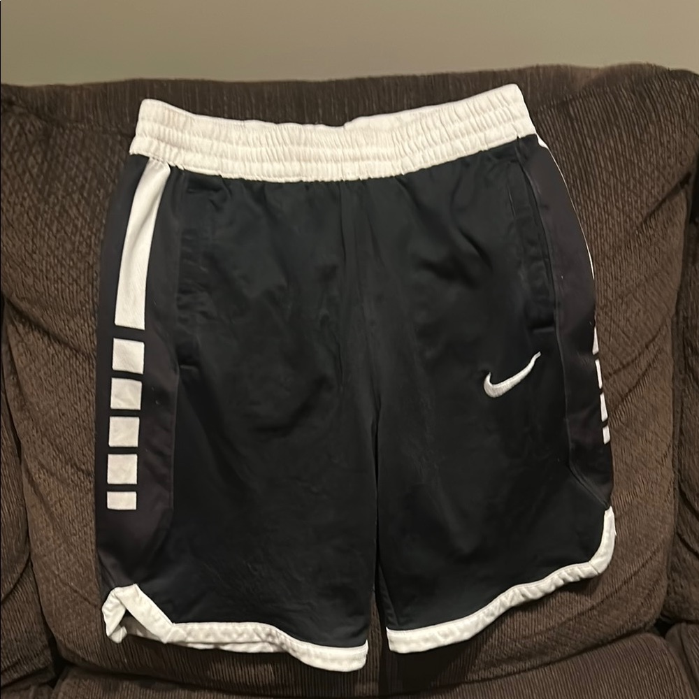 Nike Contrast Trim Sports Shorts